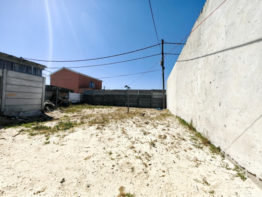 3 Bedroom Property for Sale in Roosendal Western Cape